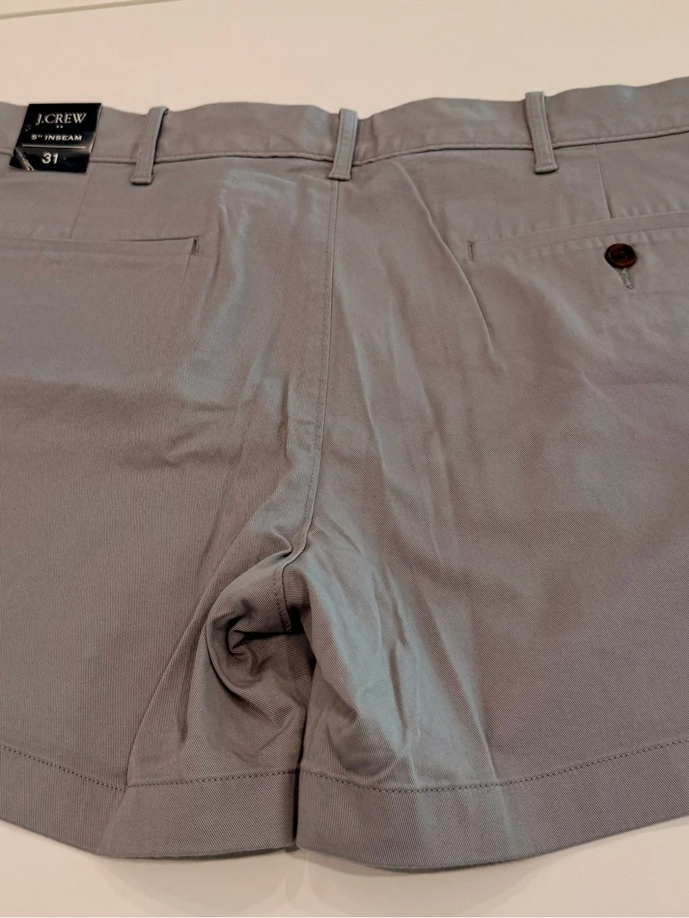 NWT - J. Crew Men’s Light Gray Chino Shorts - 31